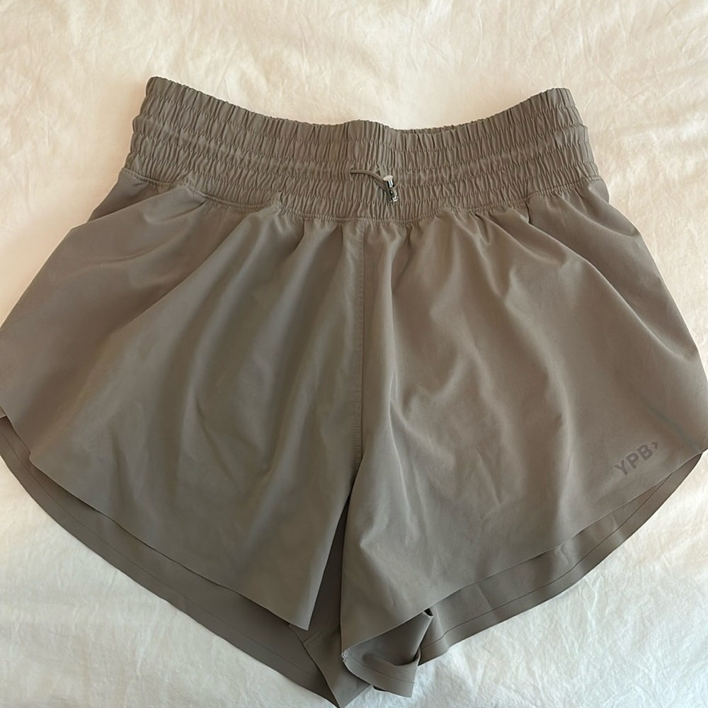 Abercrombie YPB ultra high rise lined flyaway short, color sand